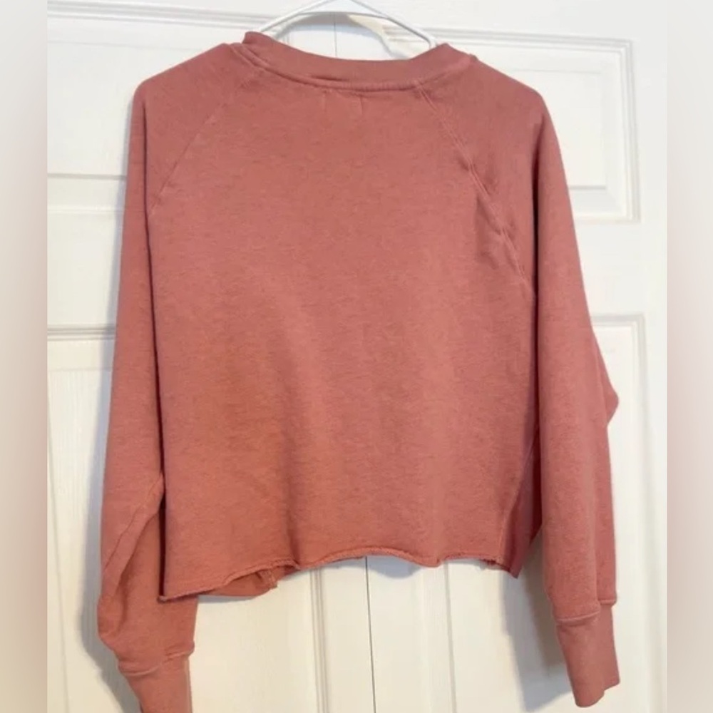 ANTHROPOLOGIE SUNDRY MERCI CREWNECK CROPPED RAGLAN SWEATSHIRT EUC (2/M) - Picture 5 of 7